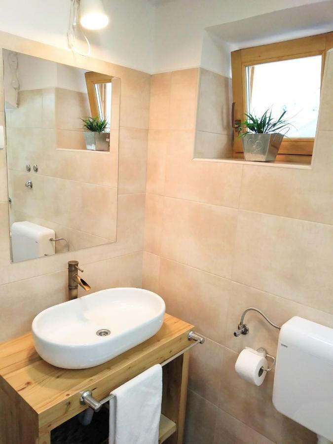Cernesa Apartment Razanac